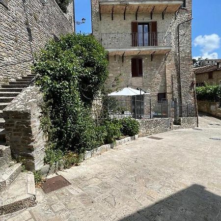 Willa Casa Di Duccio Montone  Zewnętrze zdjęcie