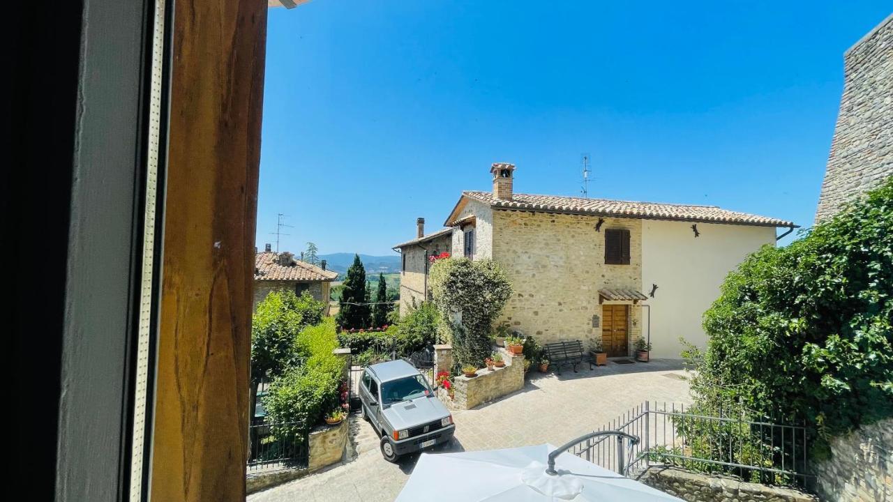 Willa Casa Di Duccio Montone  Zewnętrze zdjęcie