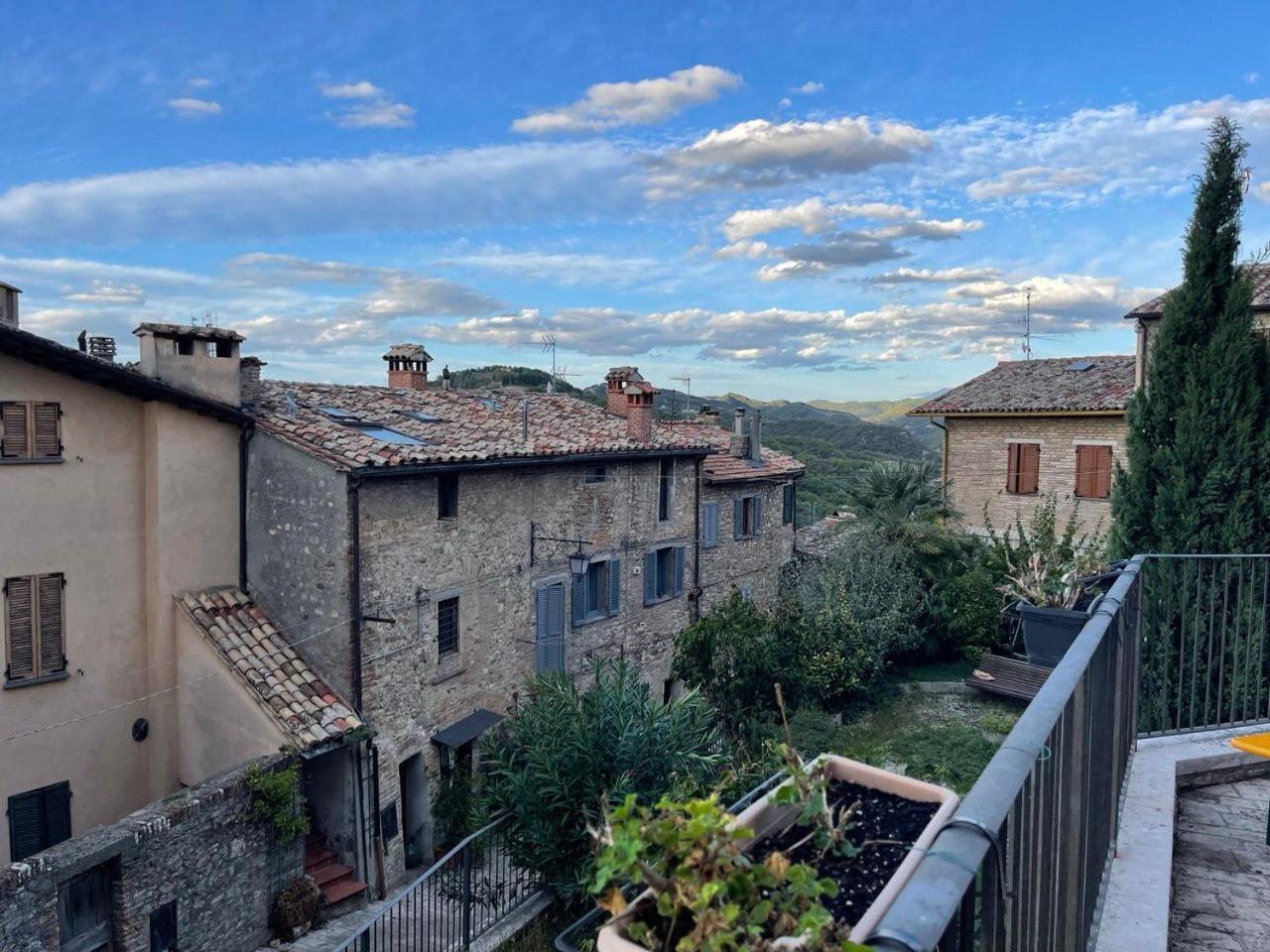 Willa Casa Di Duccio Montone  Zewnętrze zdjęcie